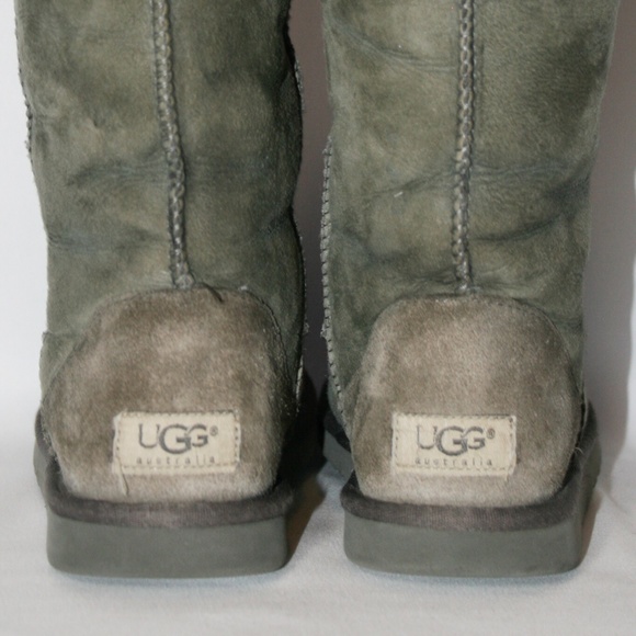 UGG | Classic Tall II Boot - Picture 5 of 6